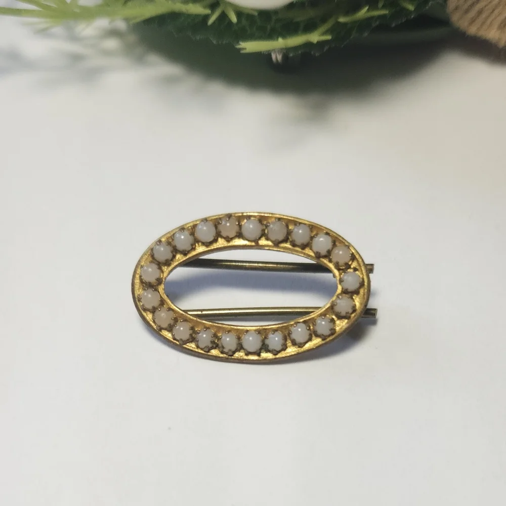 Vintage Gold Brush & Beaded Hair Barrette